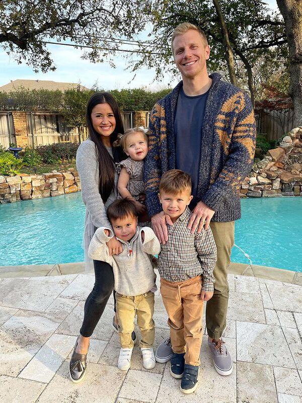 Bachelor Sean Lowe and Catherine Giudici with three kids