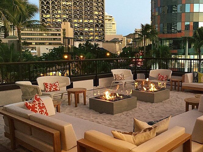 Picture of Tommy Bahama Restaurant, Bar & Store