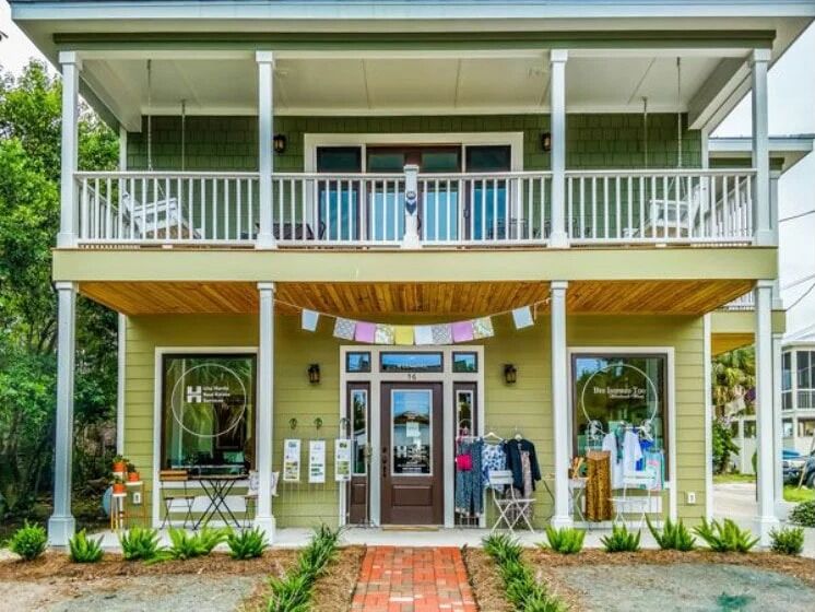 Picture of Apalachicola Downtown Market