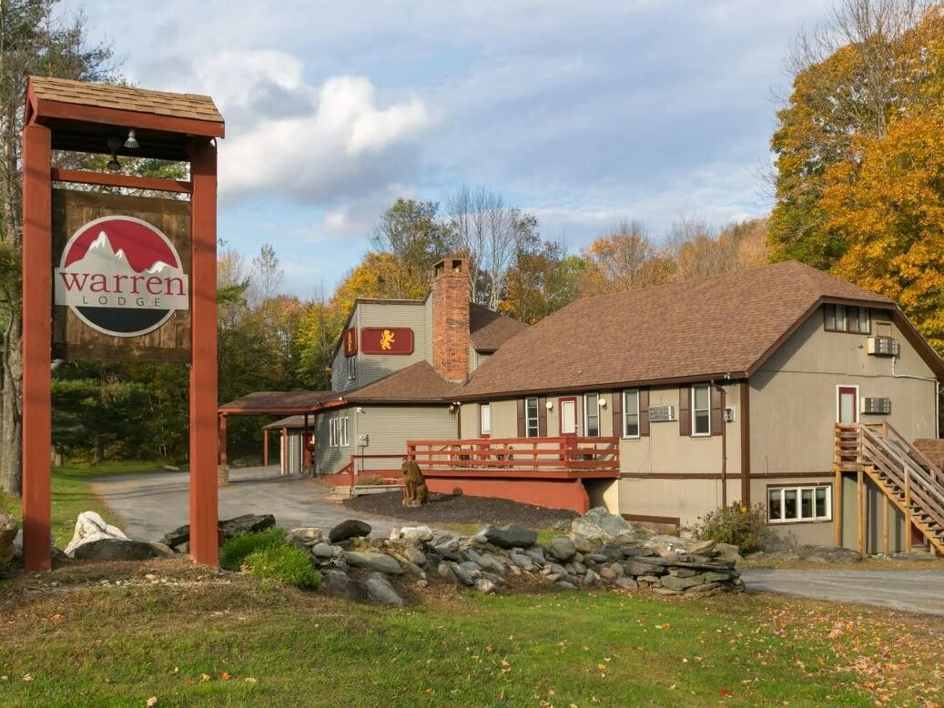 Picture of The Warren Lodge