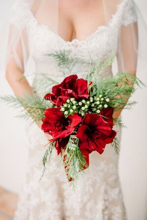 Christmas-Inspired Red Amaryllis Bouquet
