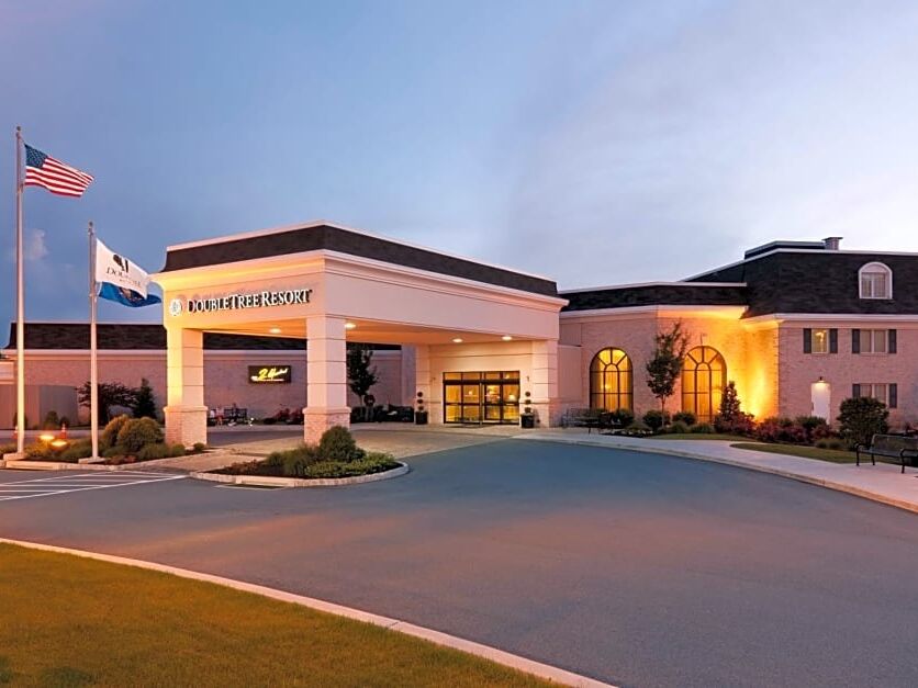 Picture of DoubleTree Resort by Hilton Hotel Lancaster