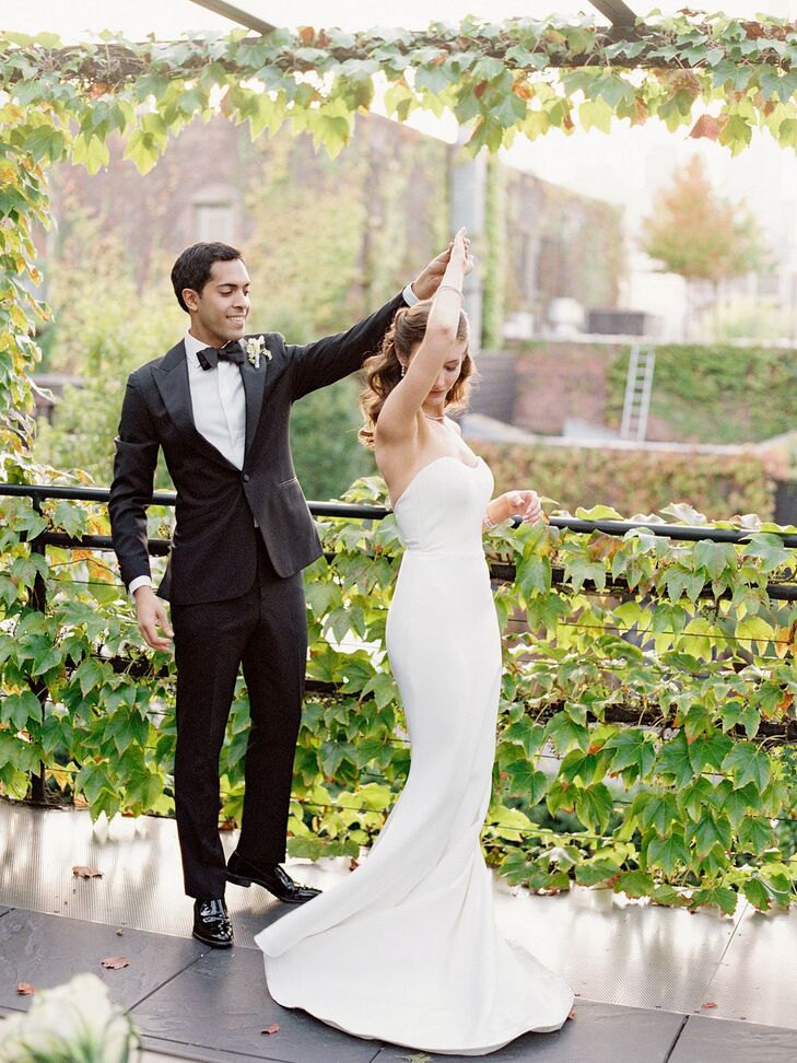 Couple Shares a Dance During Wedding at The Foundry in Long Island City, New York