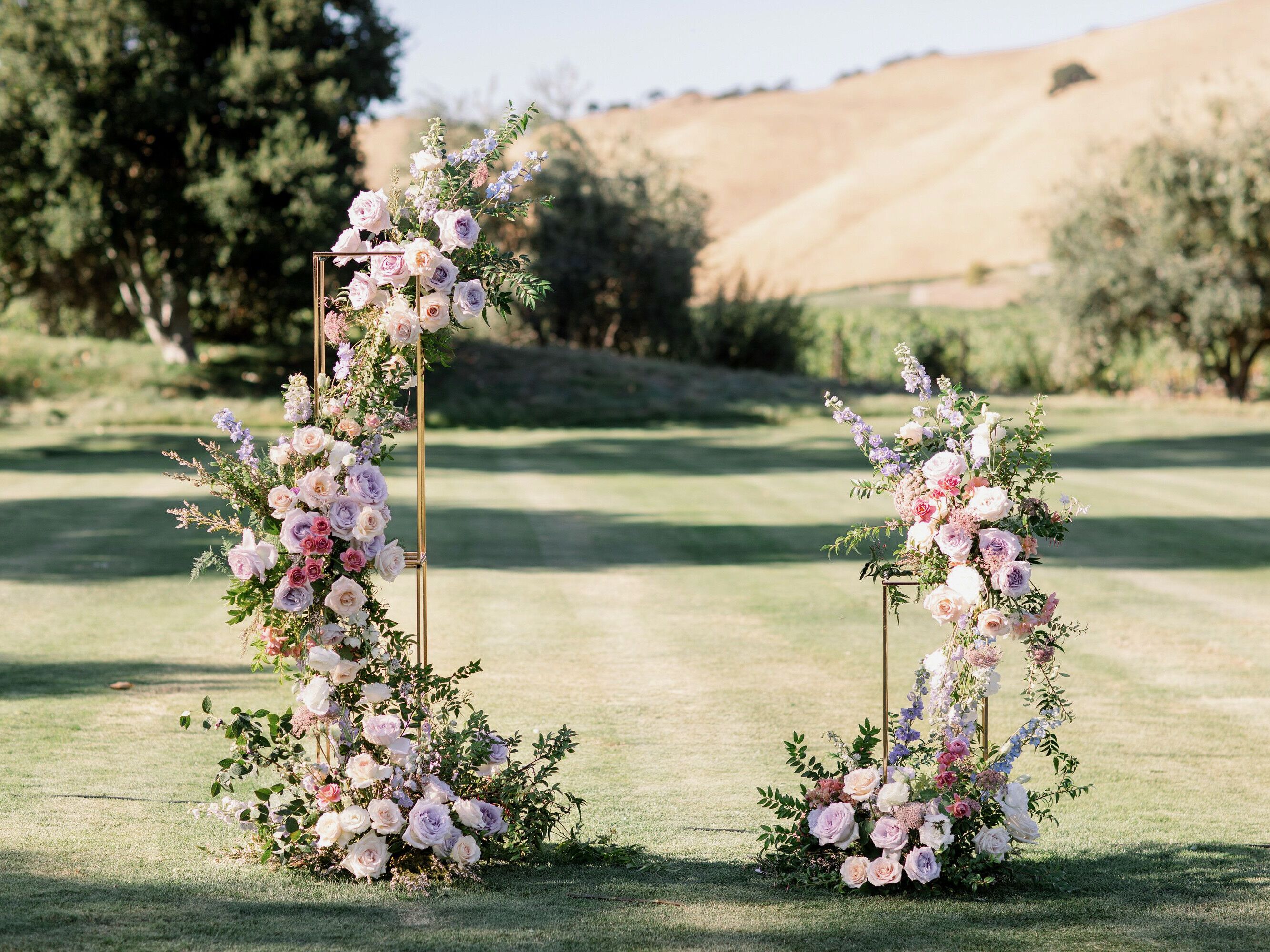 21 Beautiful Outdoor Wedding Decorations to Style Your Big Day