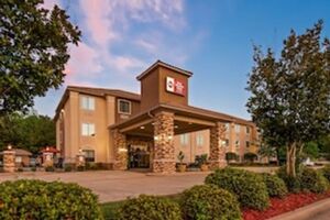 Picture of Best Western Plus Crown Colony Inn & Suites