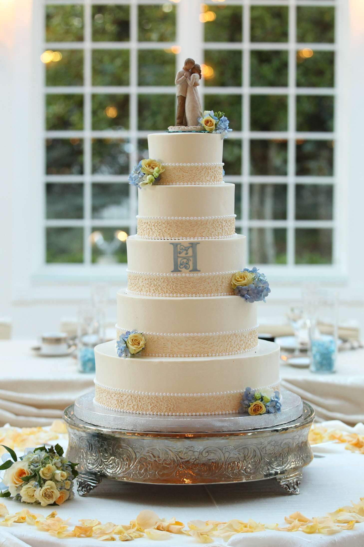 Cornelli Lace and Pearl Detailed Wedding Cake