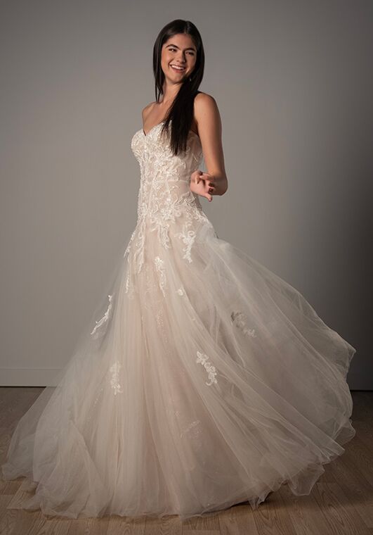 Stella York SY8205 A-Line Wedding Dress - 4