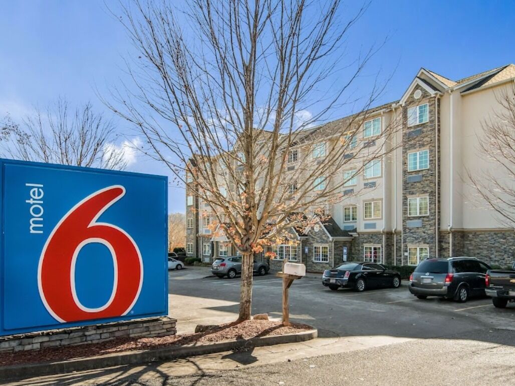 Picture of Motel 6 Canton, GA