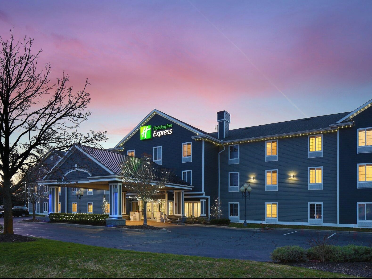 Picture of Holiday Inn Express Grand Rapids SW, an IHG Hotel