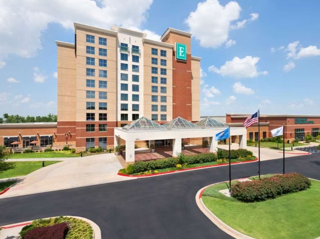 Picture of Embassy Suites by Hilton Norman Hotel & Conference Center