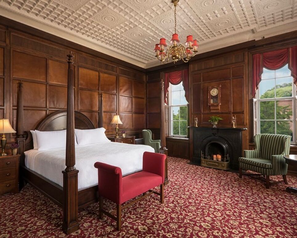 Picture of St. James Hotel