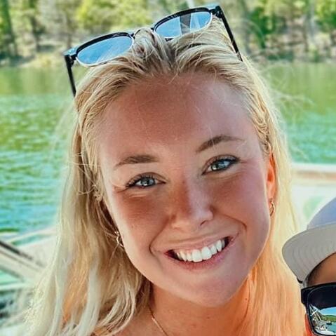 Lindsey Schneider
