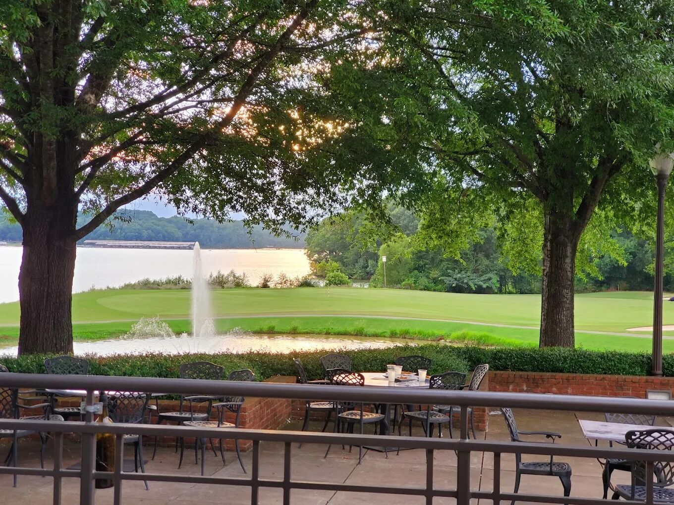 Picture of Solé on the Green