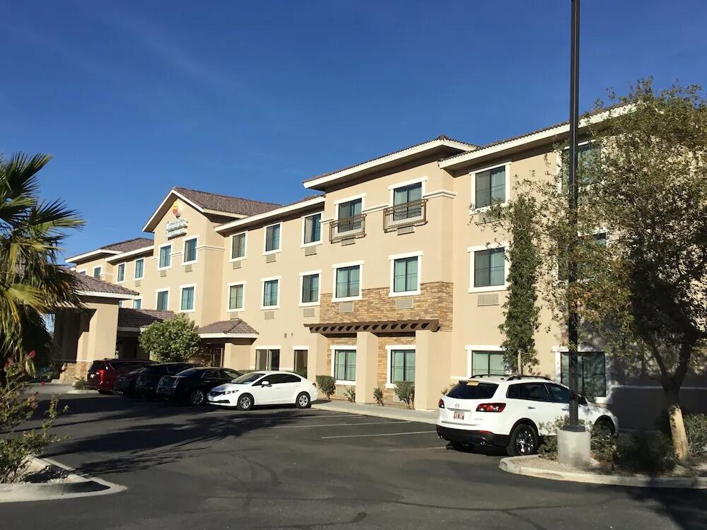 Picture of Comfort Inn & Suites Yuma I-8