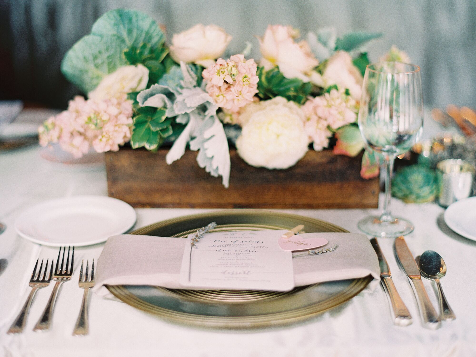 Reception centerpiece in wood box with lavender place setting