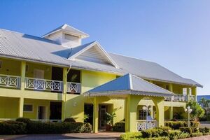 Picture of Bay Gardens Inn