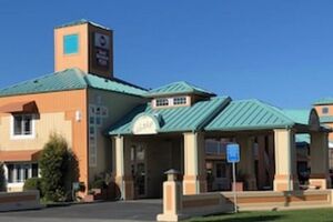 Picture of Best Western Plus Northwoods Inn