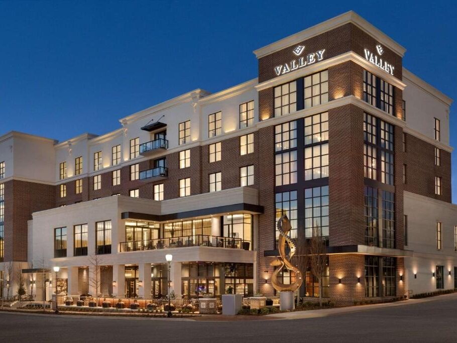 Picture of Valley Hotel Homewood Birmingham, Curio Collection by Hilton