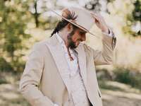Wedding suit trends 2023. 