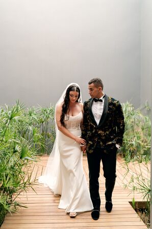 Bride and Groom Portraits at Nizuc Resort and Spa in Mexico