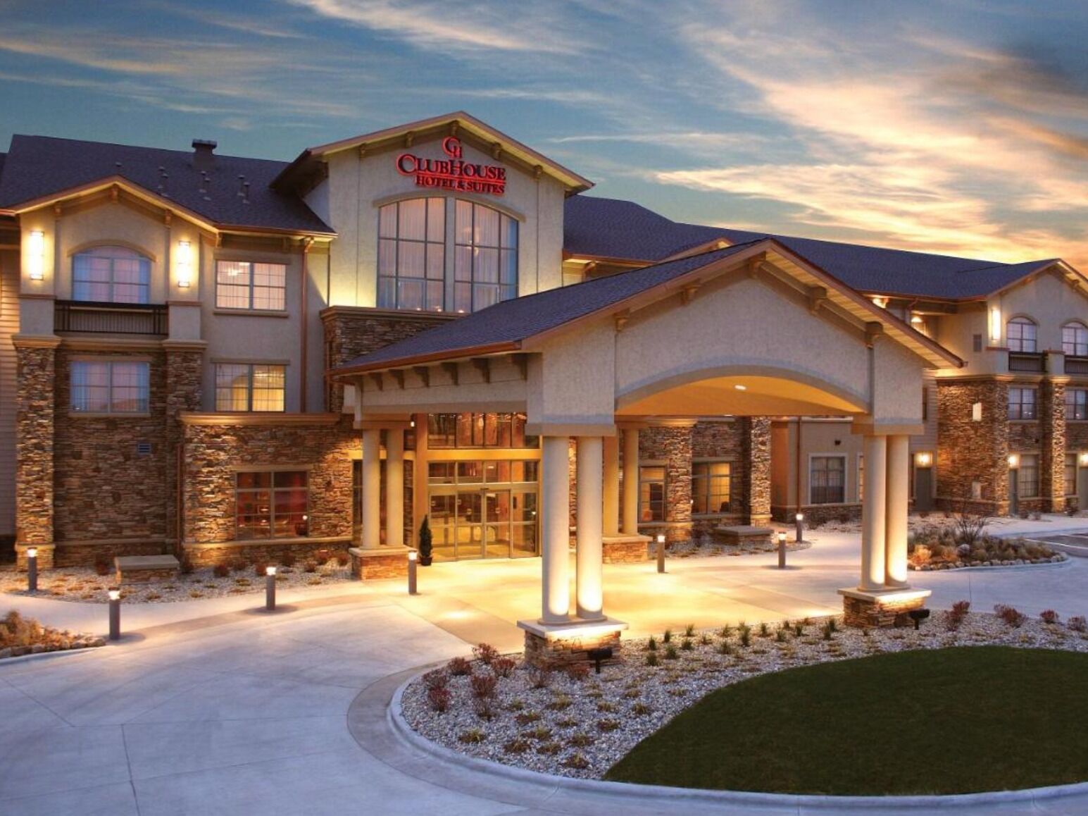 Picture of ClubHouse Hotel & Suites