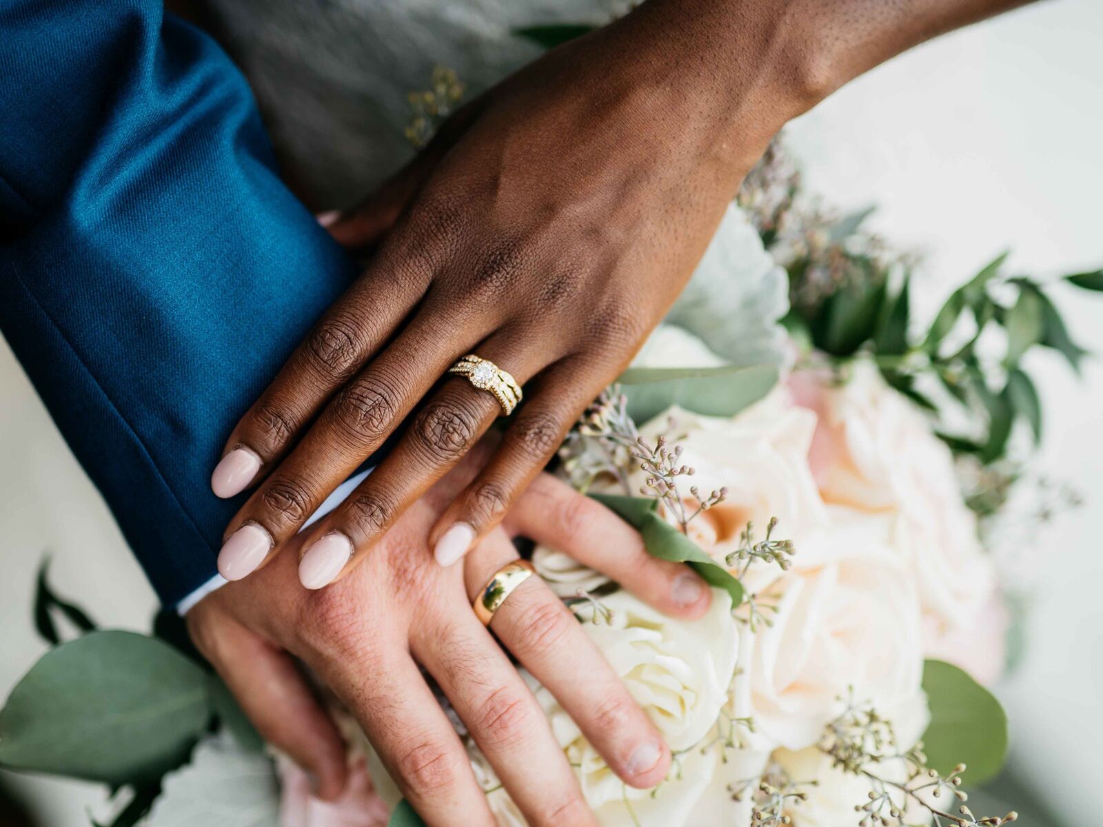 Should You Wear an Heirloom Engagement Ring or Buy a New One?