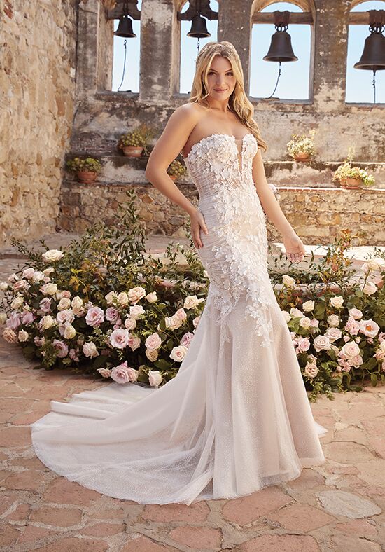 Casablanca Bridal 2472 Trystan Fit-and-Flare Wedding Dress - 1