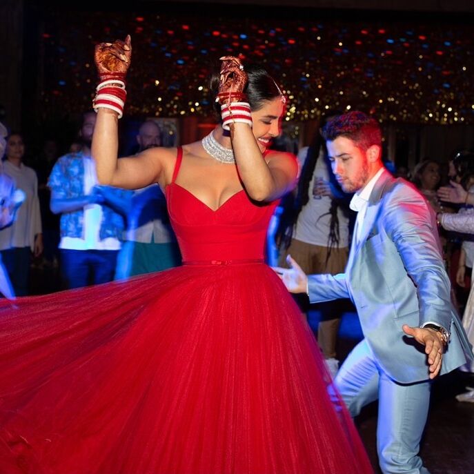Nick Jonas and Priyanka Chopra's first dance