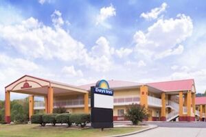 Picture of Days Inn by Wyndham Trenton