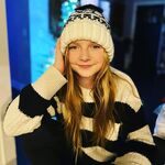 Elle Steward 