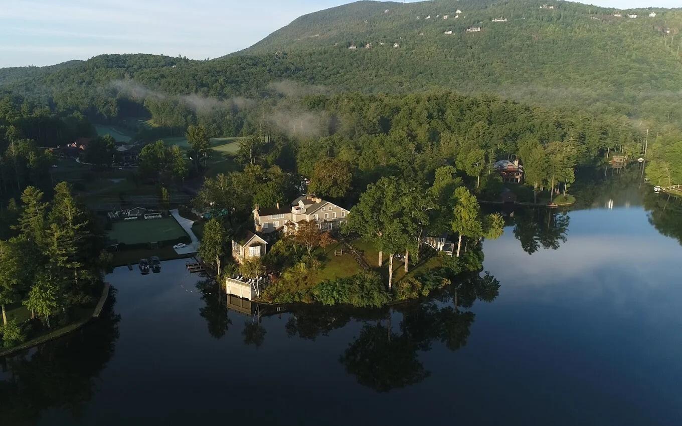 Picture of The Greystone Inn