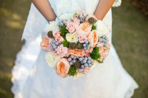 Garden-Inspired Earth-Tone Bouquet