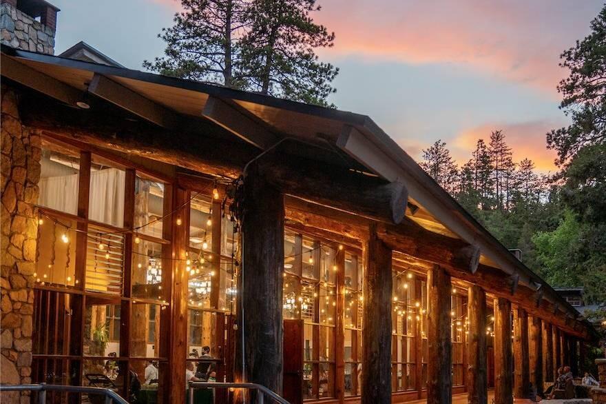 Picture of San Moritz Lodge