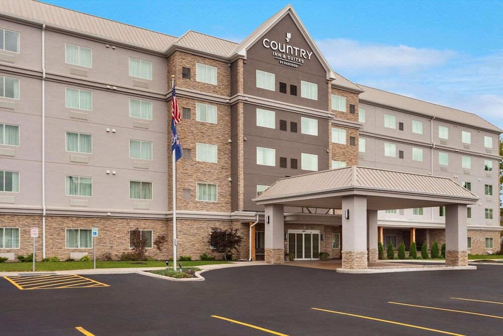 Picture of Country Inn & Suites by Radisson, Buffalo South I-90, NY