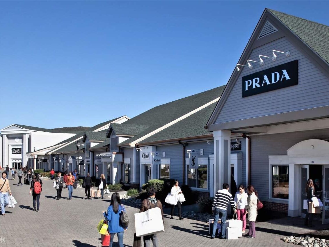 Picture of Woodbury Common Premium Outlets