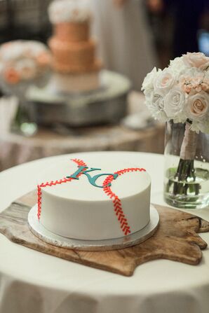 Baseball-Themed Groom's Cake