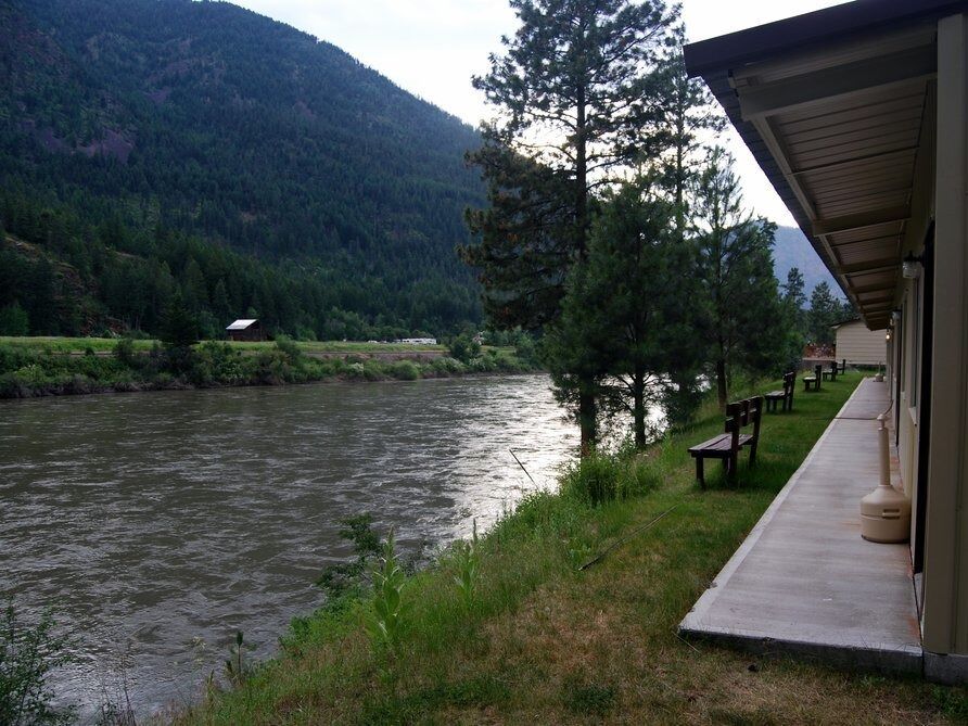 Picture of River Edge Resort Motel & RV Park