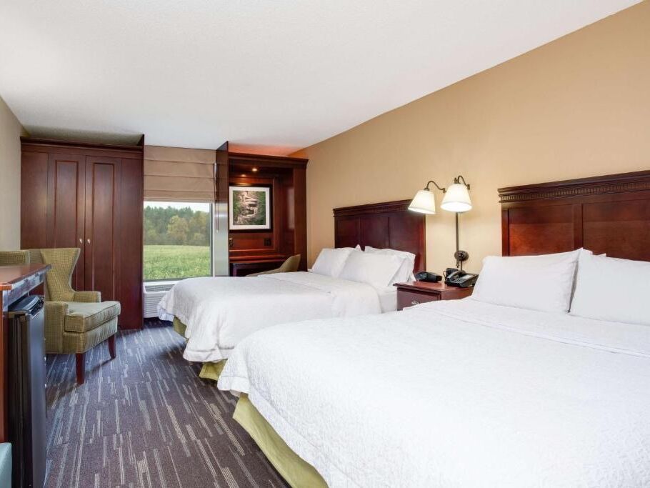 Picture of Hampton Inn Somerset