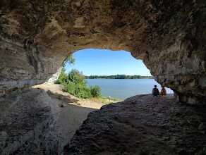 Picture of Cave-In-Rock State Park