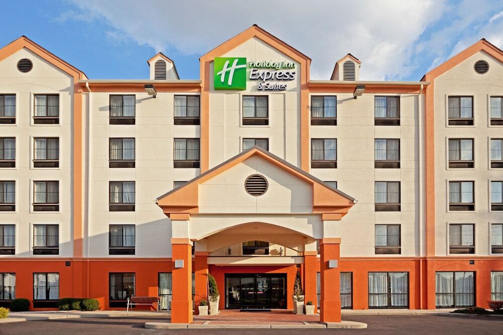 Picture of Holiday Inn Express Hotel & Suites Meadowlands Area by IHG