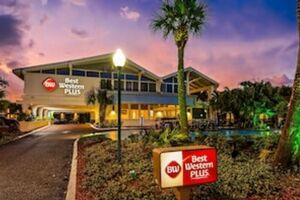 Picture of Best Western Plus Yacht Harbor Inn