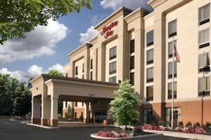 Picture of Hampton Inn Springfield South Enfield