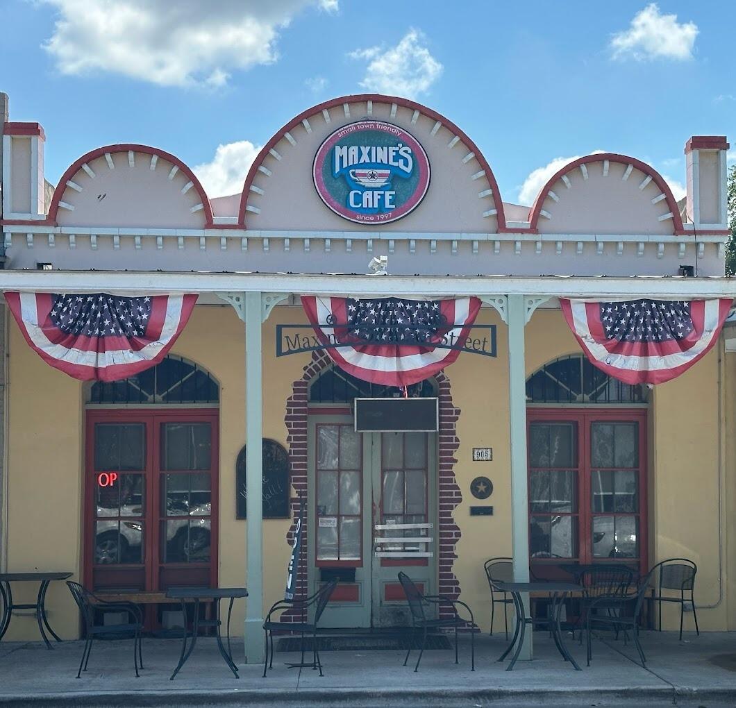 Picture of Maxine's Cafe & Bakery