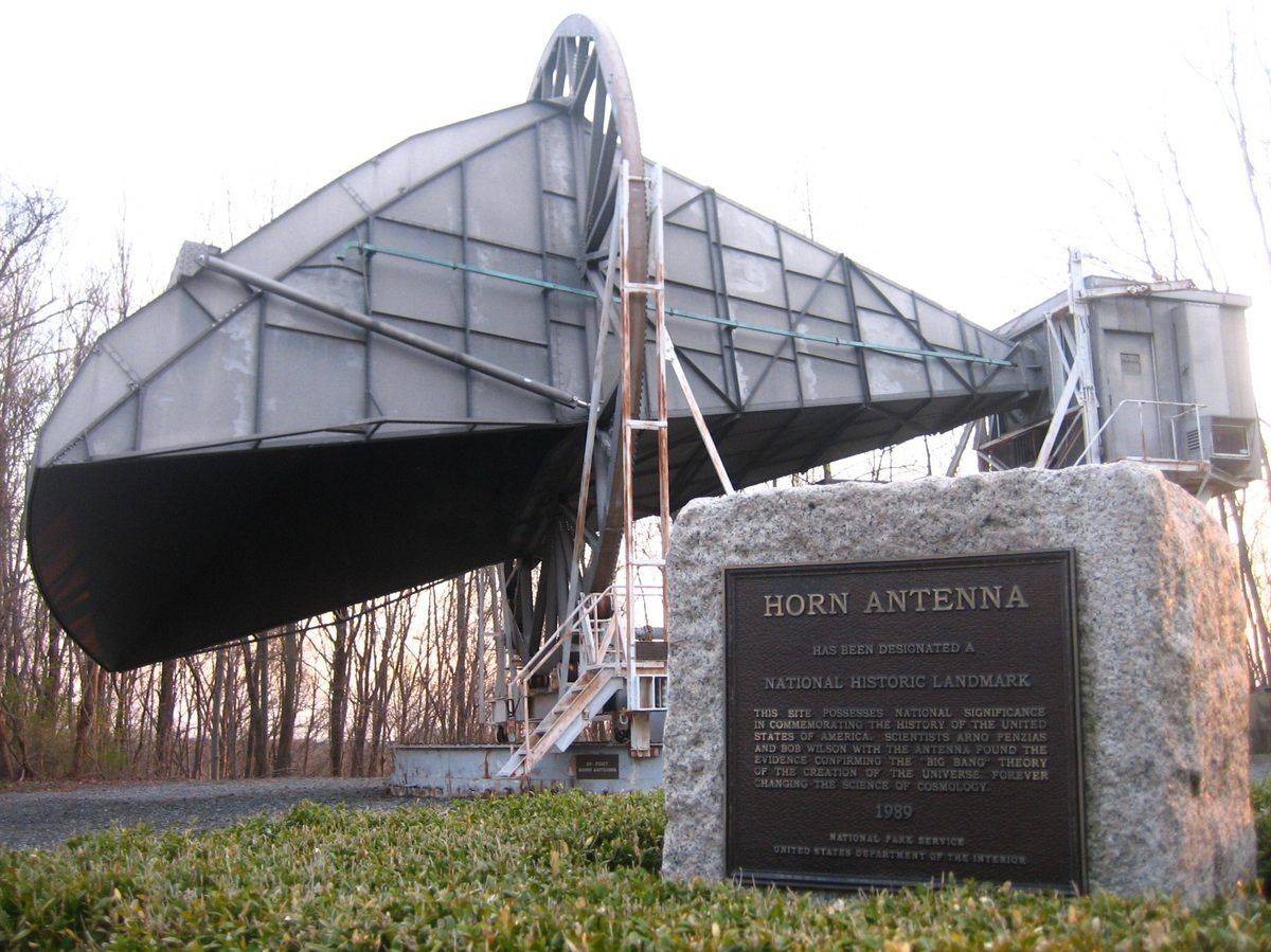 Picture of Holmdel Horn Antenna