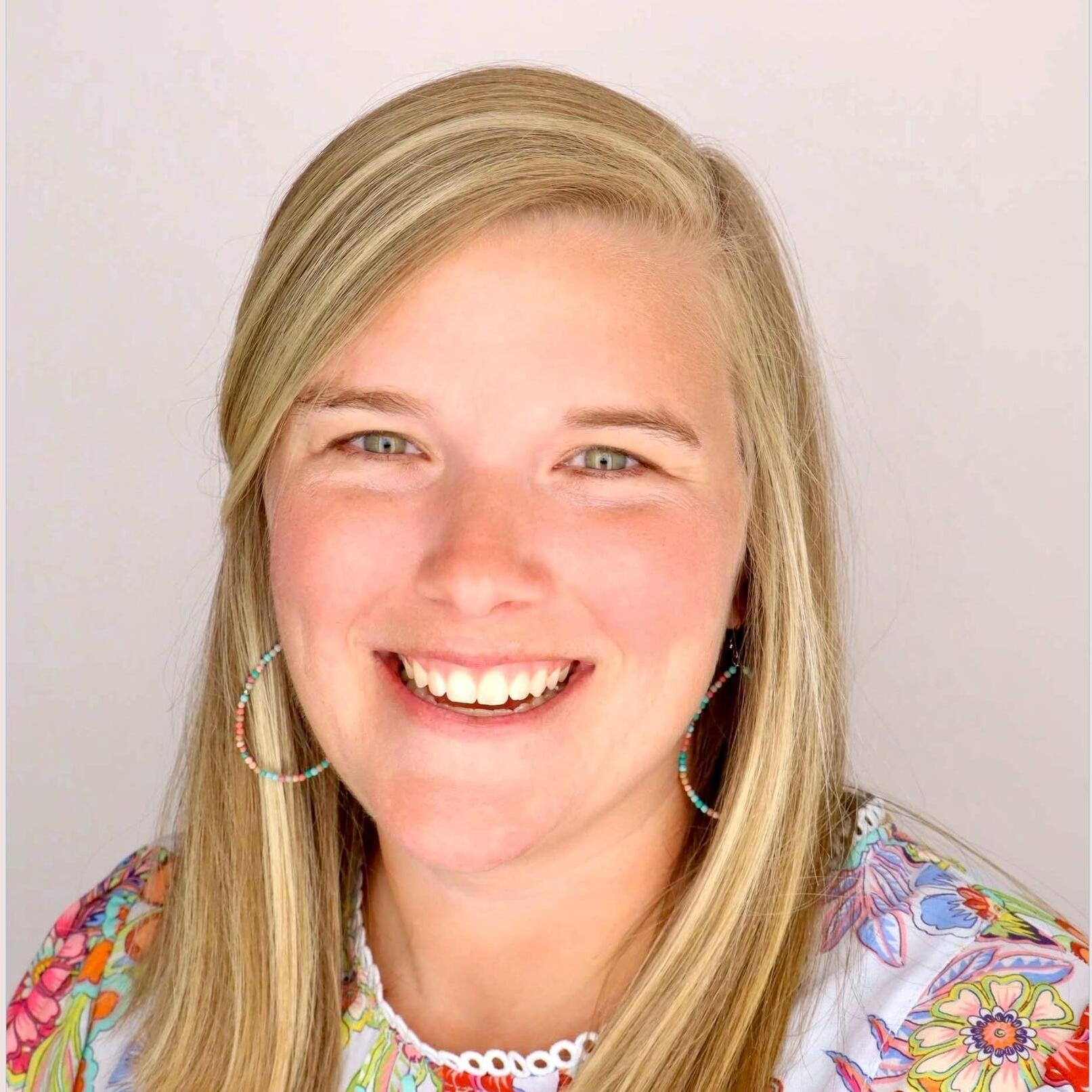 Elise Abshire 