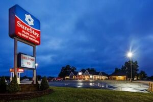 Picture of Baymont Inn&Suites by Wyndham Farmington MO