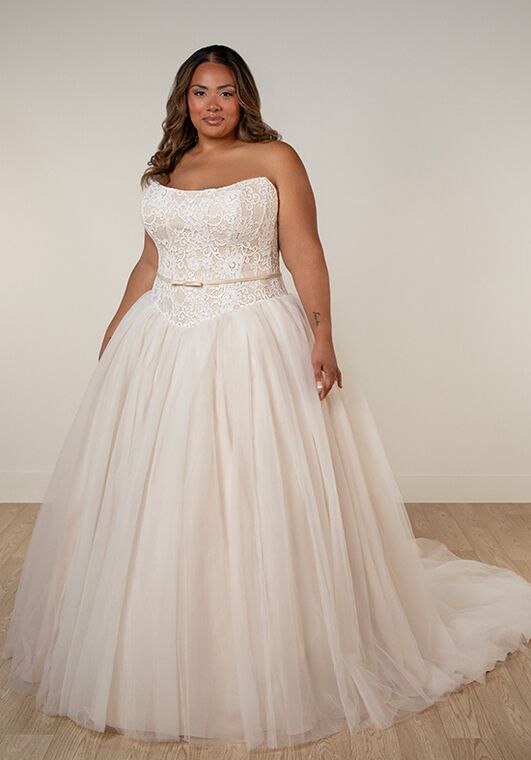 Stella York SY8189+ Ball Gown Wedding Dress - 3