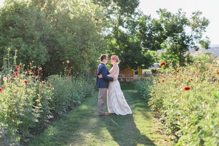 Vibrant colors and lush natural beauty were in abundance at Devin Cole (28 and owner of DWC Creative) and Kay Witkiewicz’s (28 and head brewer at 10 B