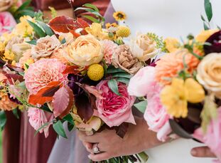 Bailey and Nick tied the knot at Devil's Thumb Ranch in Tabernash, Colorado with a fall wedding. As a way of embracing the beautiful season, the coupl