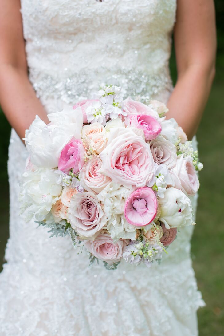 Bridal Bouquet with Roses, Ranunculus, Peonies and Dusty Miller